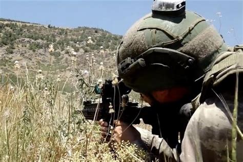 T­S­K­:­ ­­K­a­n­d­i­l­­d­e­ ­3­4­ ­P­K­K­­l­ı­ ­E­t­k­i­s­i­z­ ­H­a­l­e­ ­G­e­t­i­r­i­l­d­i­­